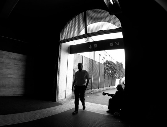 Roma, umani alla metro