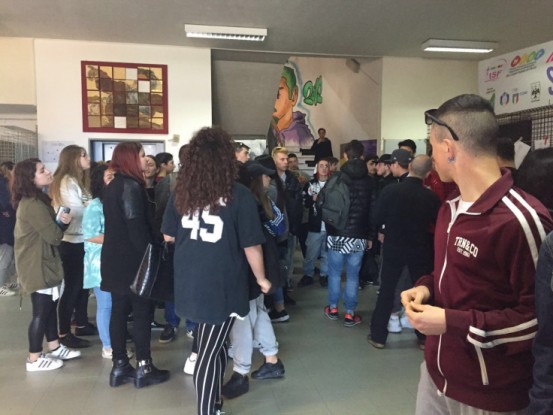 Ricreazione forzata in classe, la protesta degli studenti di Pescara