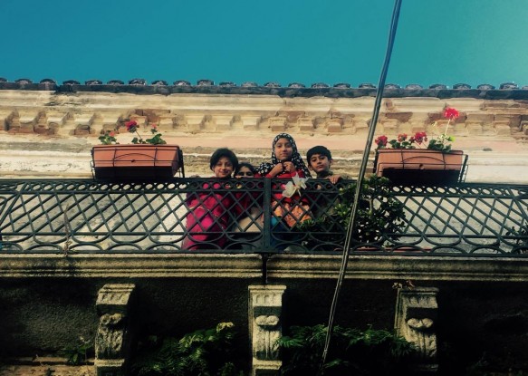 Qui dove i bambini hanno un solo colore