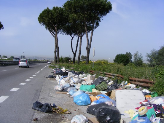 Monnezza a 100 all’ora