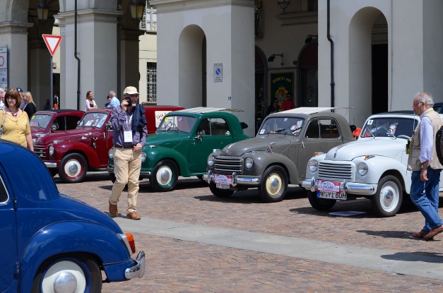 Con una Topolino amaranto…