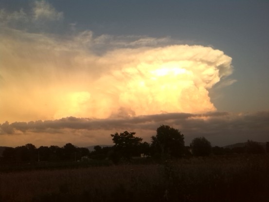 Da lassù qualcuno ci guarda