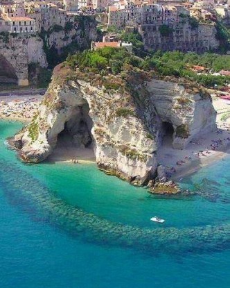 Spiaggia piccola ma incantevole