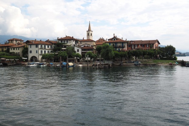 La perla sul lago