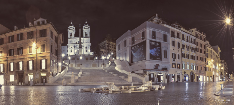 Una piazza magica, uno spettacolo a notte fonda [FOTO]