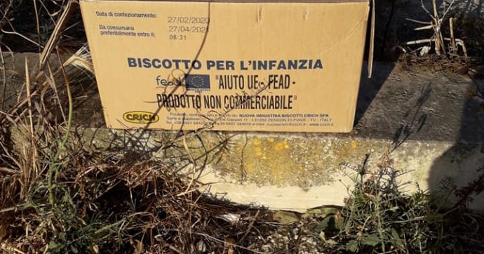 Alimenti dell’Unione Europea destinati ai bisognosi? Cercateli nella spazzatura!